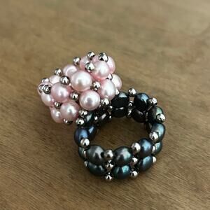 Pearl Elastic Size 10 ring Stretch 1 Blue & 1 Pink Baby shower Holiday Party